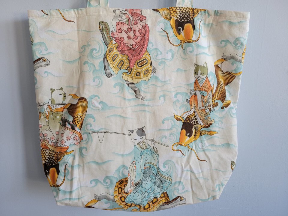Tote, Fishing Felines
