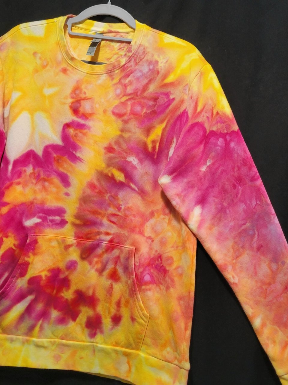 M Sweatshirt w/Pocket, Sunny Spring