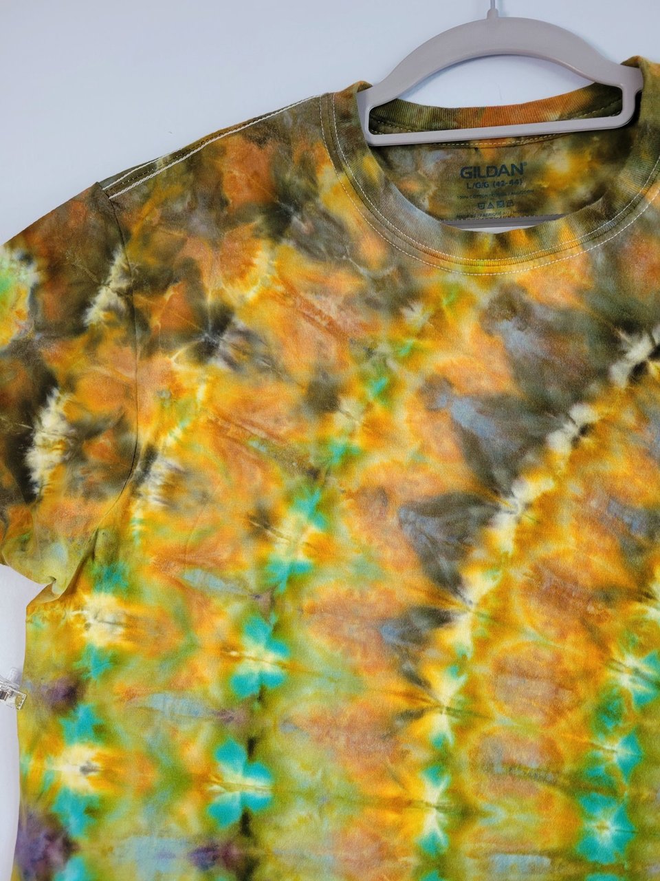 L T-Shirt, Moss Agate Radar Ripple