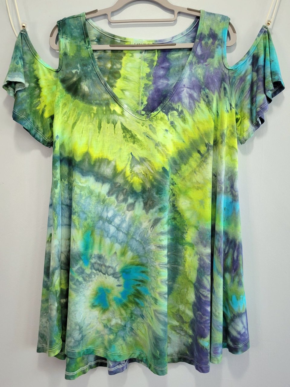1X Cold Shoulder Tunic, Spring Swirl