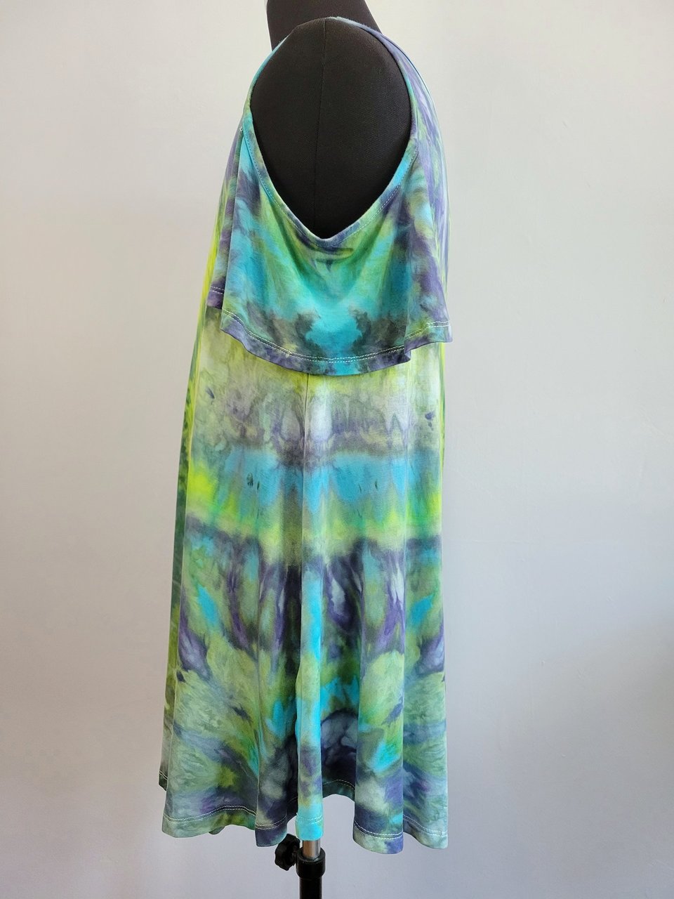 1X Cold Shoulder Tunic, Spring Swirl