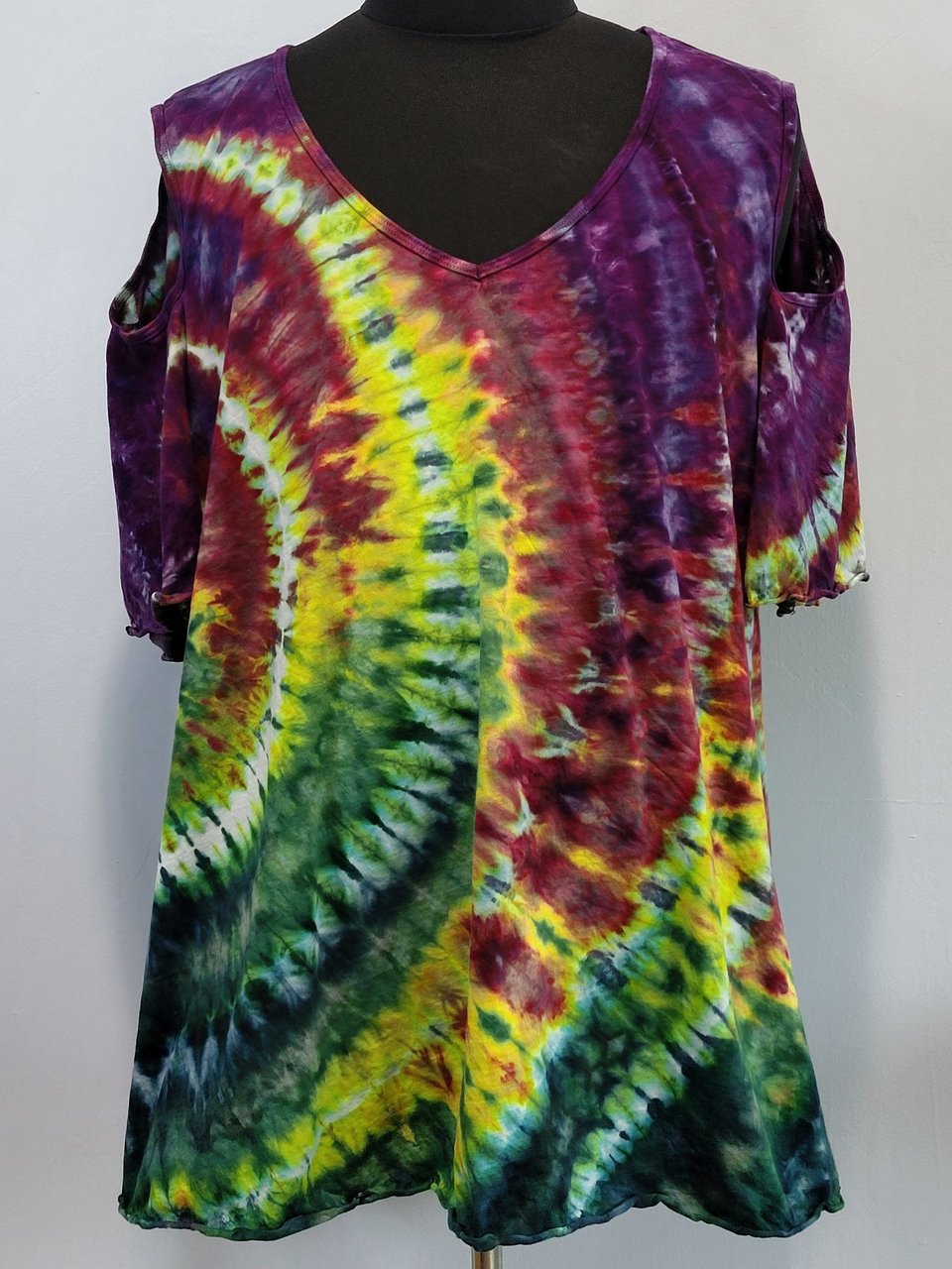 3XL Cold Shoulder Swing Tunic, PolyChrome Ripple