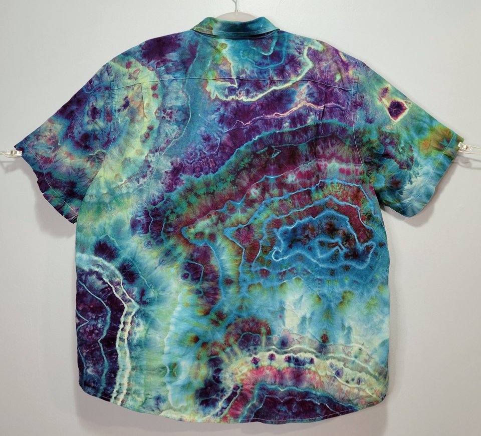 XL Linen Shirt, Mindbender B Geode