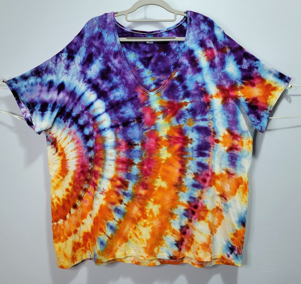 2X Luxe V-Neck T-Shirt, Temperature Gradient