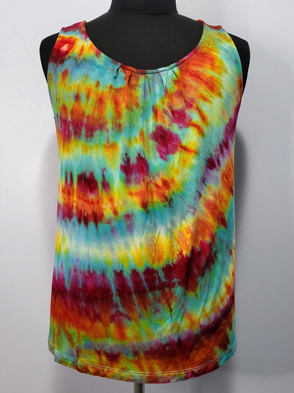 XL Button Back Tank, Teal Berry