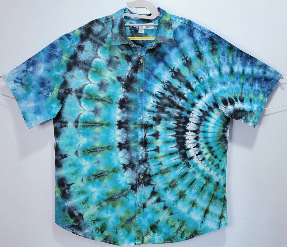 XXL Tall Linen Shirt, Ocean Lighthouse Lens