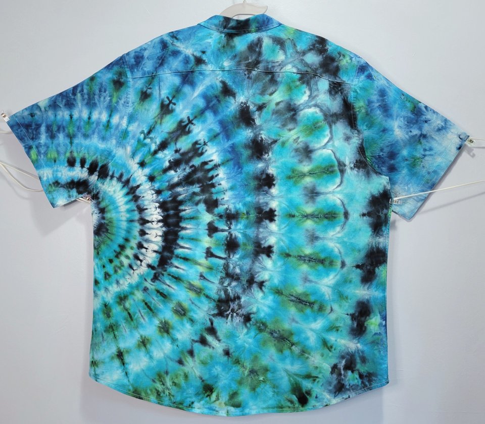 XXL Tall Linen Shirt, Ocean Lighthouse Lens