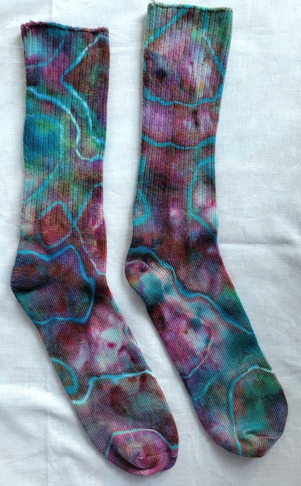 Bamboo Crew Socks, Size 9-11, Mind Bender B