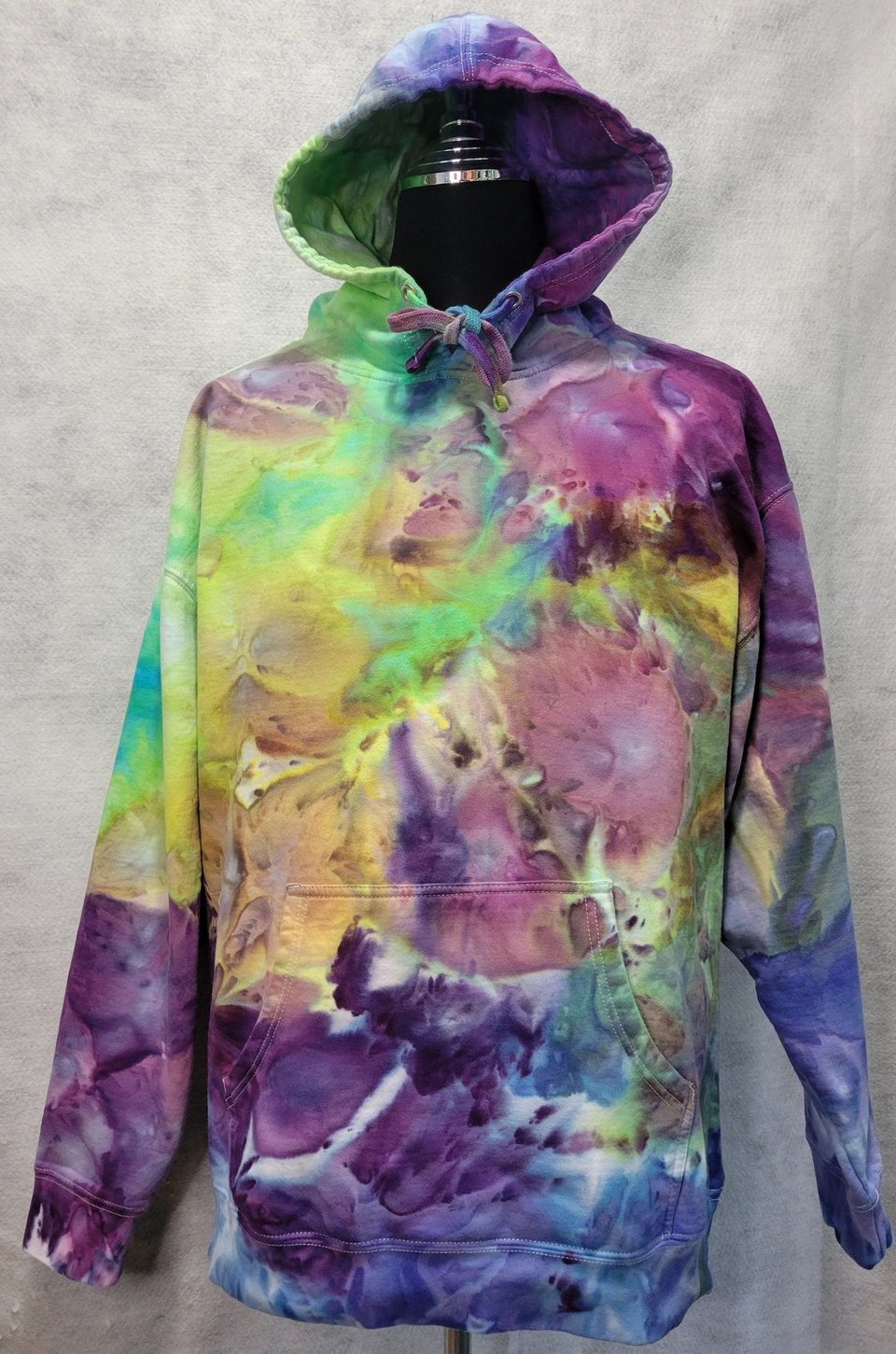 3XL Hoodie, Petri Dish