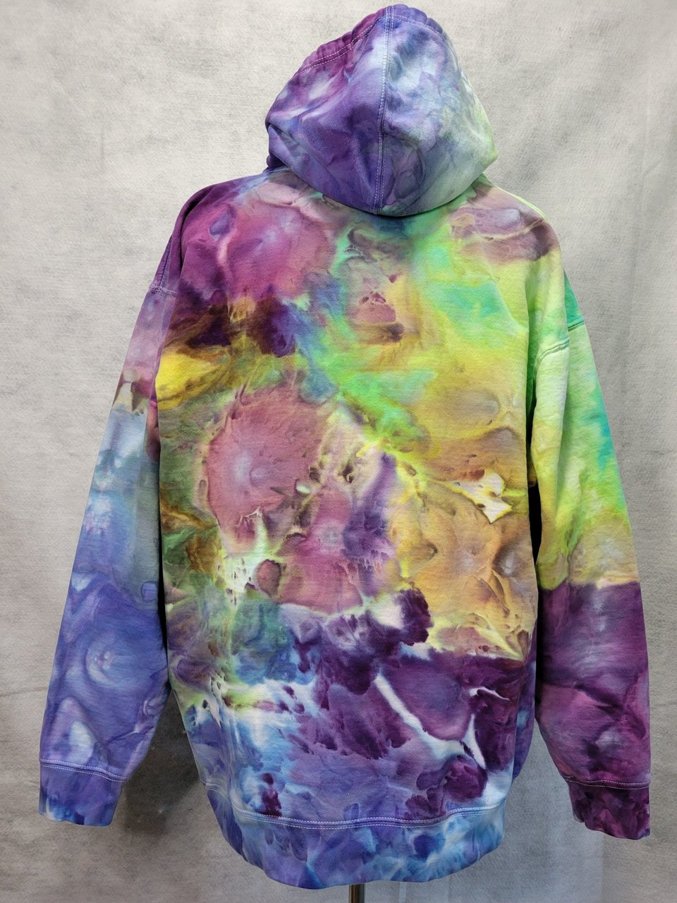 3XL Hoodie, Petri Dish