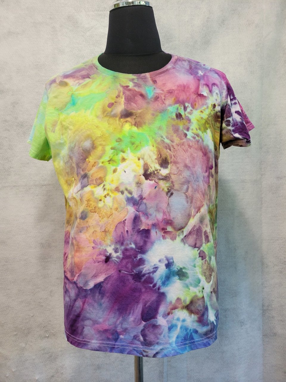 XL Ladies T-Shirt, Petri Dish
