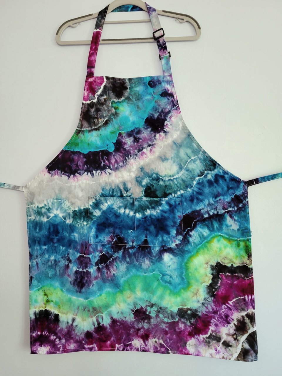 Apron, Rainbow Flourite