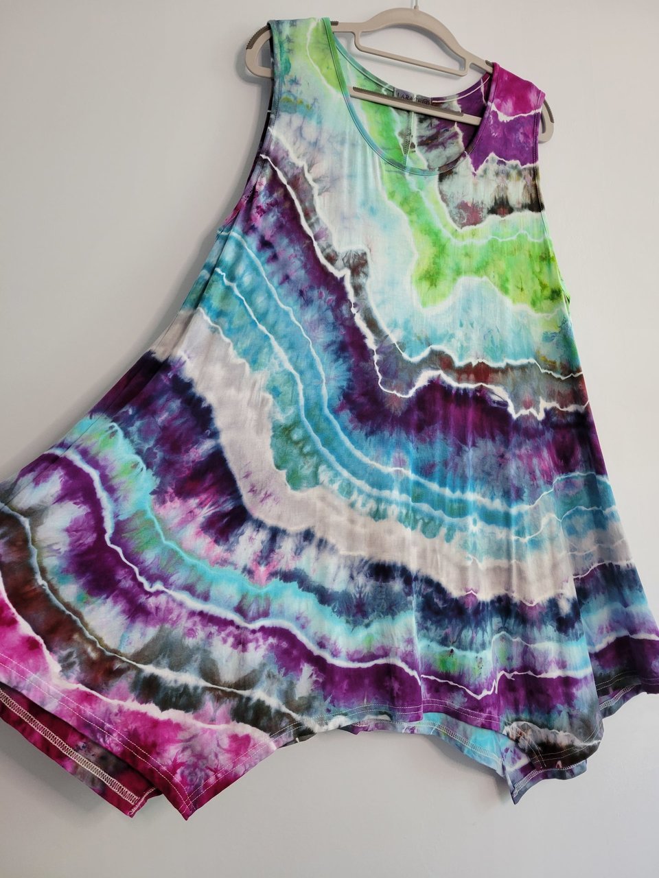 3XL Swing Tank, Rainbow Flourite 