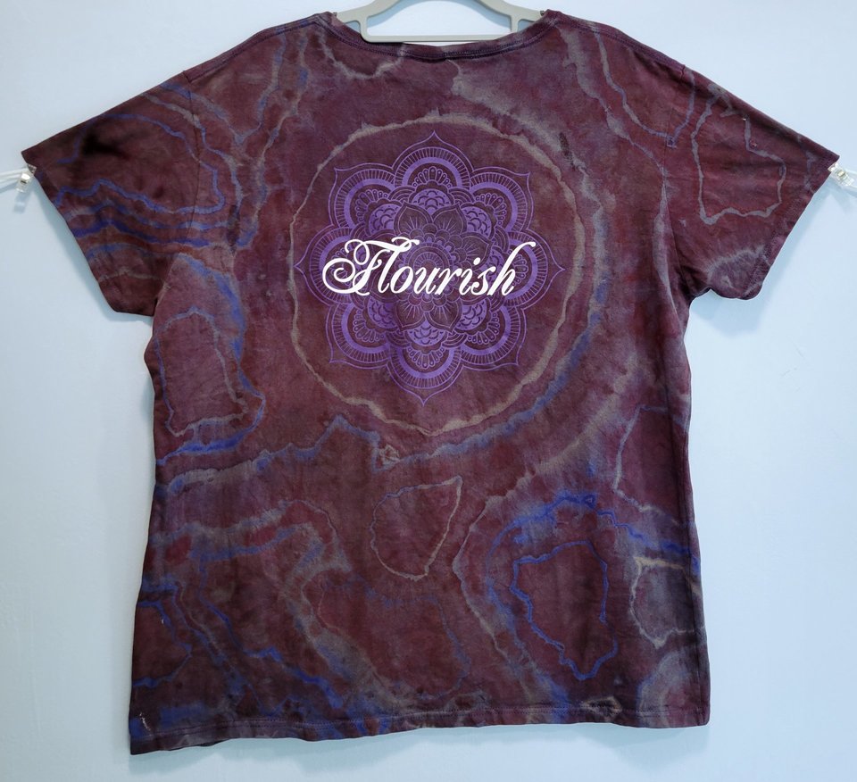 2XL Women's Align & Flourish T-shirt, Plum Geode