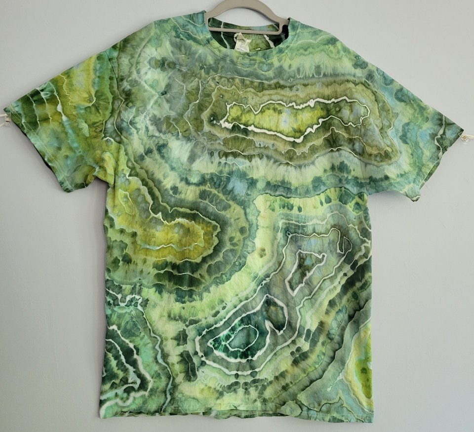 XL Tall T-shirt, Green Geode