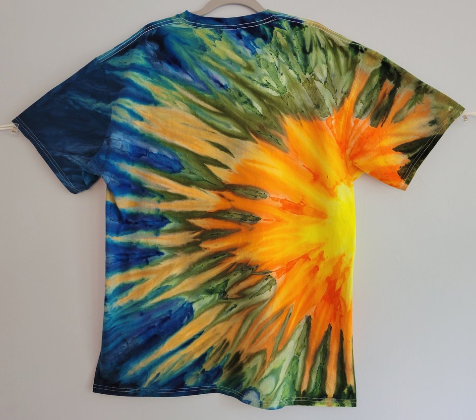 XL Tall T-shirt, Explosion