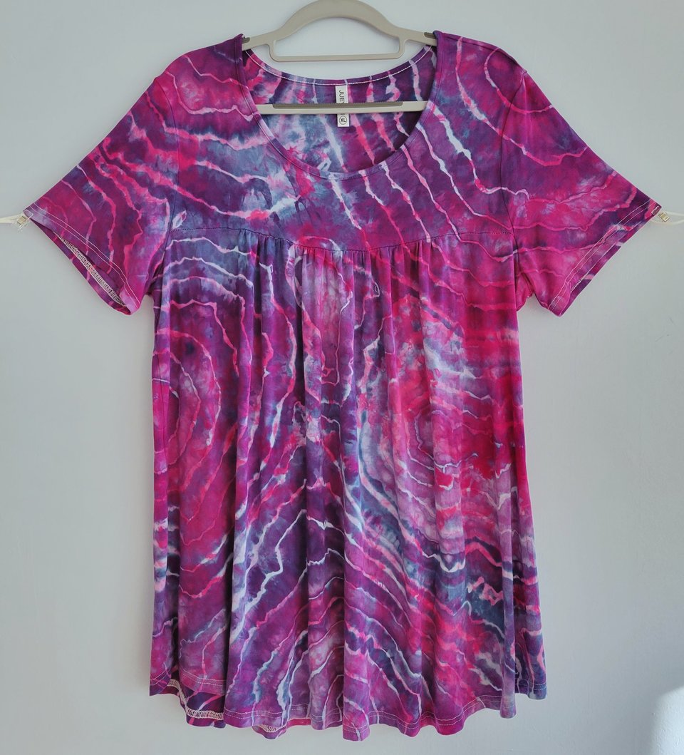 XL Rayon Swing Shirt, Fuchsia Geode