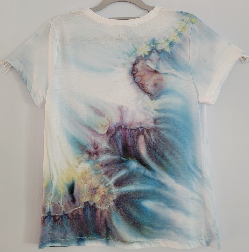 M Women's T-shirt, Gravity Dye