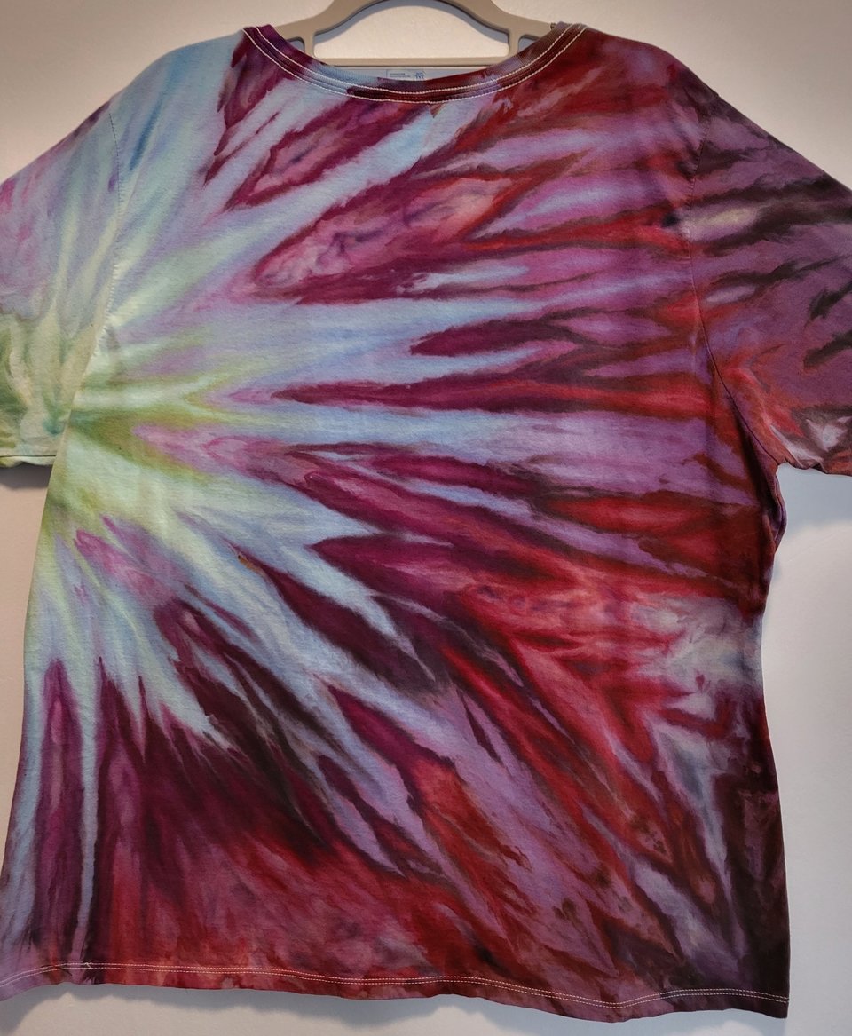 3XL Women's V-Neck Long Sleeve, Periwinkle Explosion 