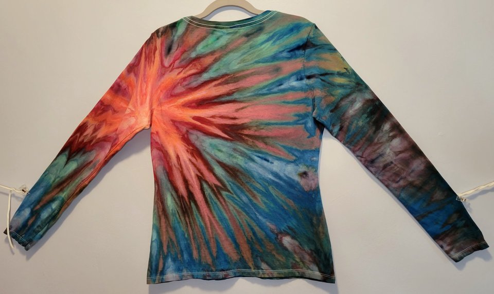 M Women's V-neck Long Sleeve T, Flamingo Burst