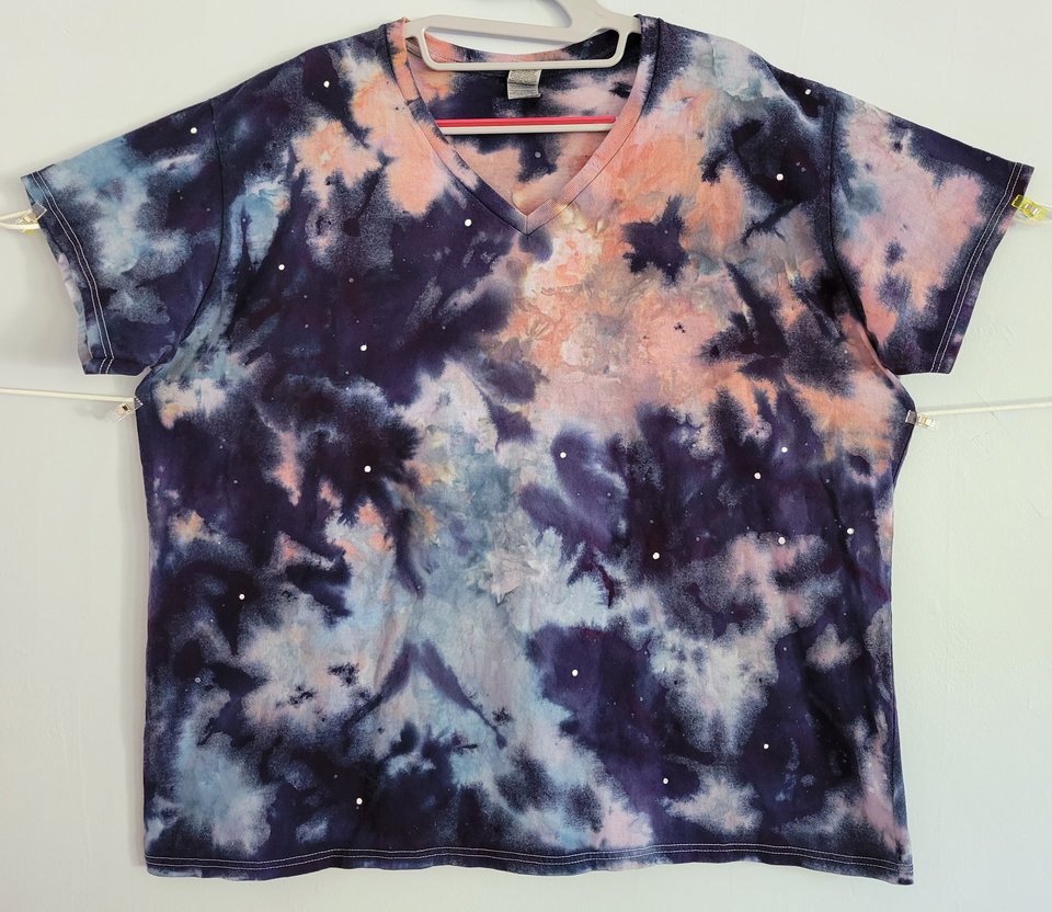3XL T-shirt, Ladie's V-neck Space