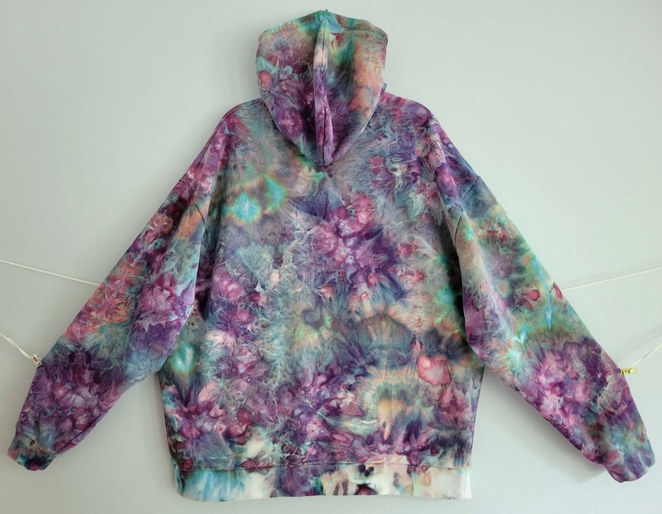 2XL Tall Hoodie, Strawberry Skies