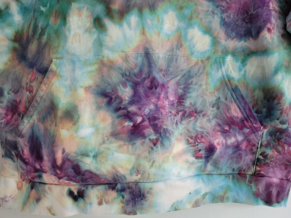 2XL Tall Hoodie, Strawberry Skies