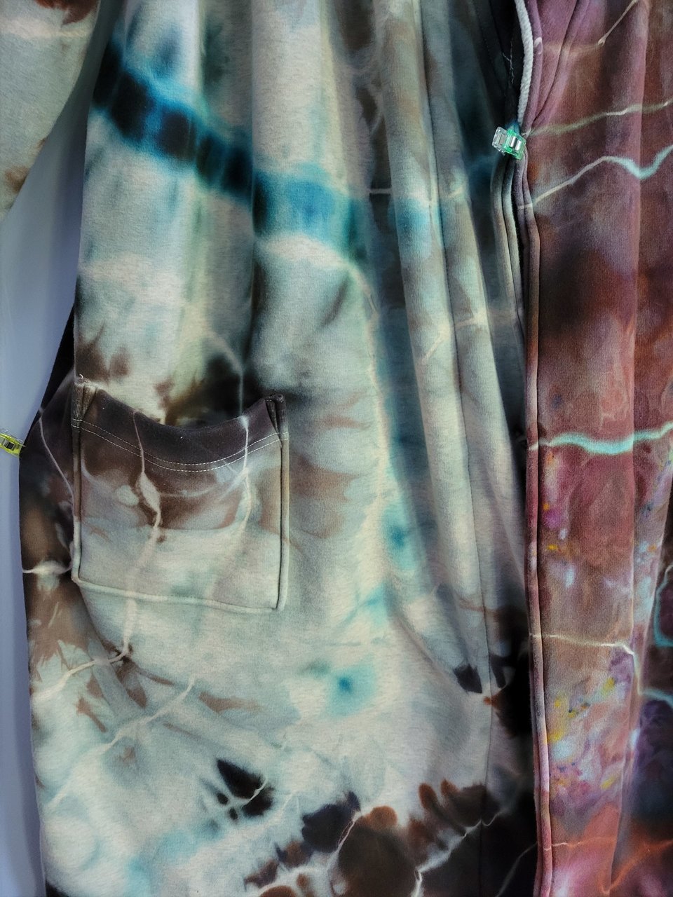 3XL Bathrobe, Brown & Blue Geode