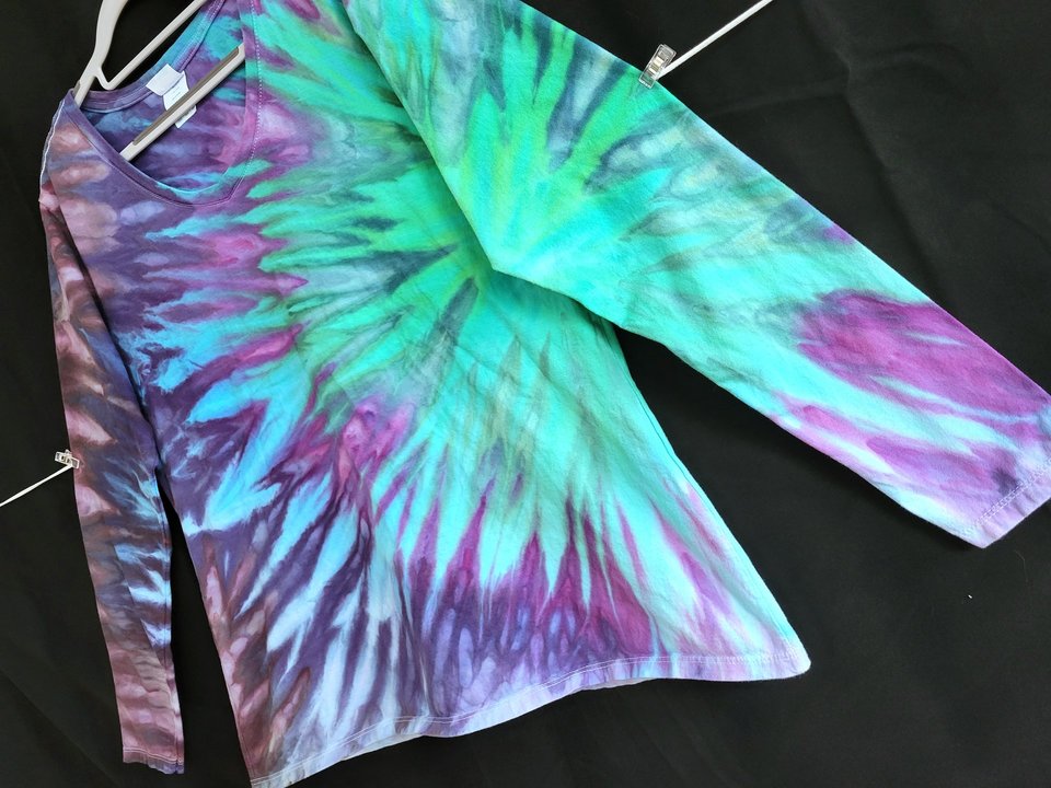 XXL V-neck Lon Sleeve, Northern Lights