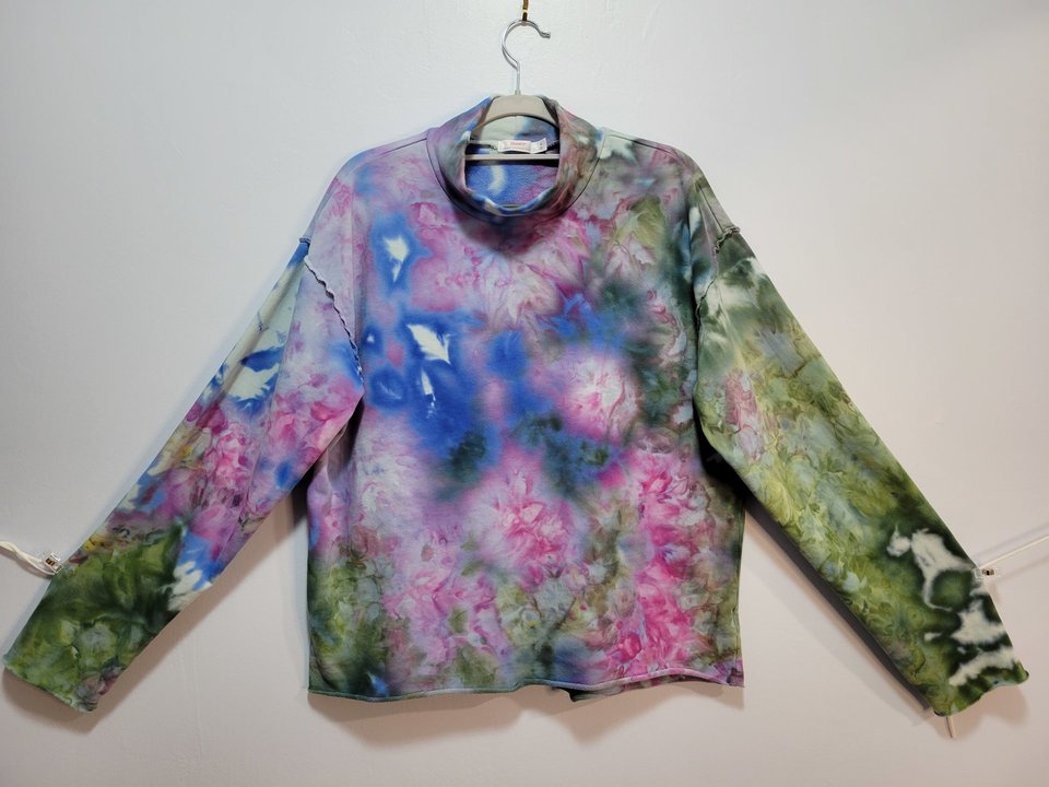 M Mock Neck French Terry, Hydrangea Garden