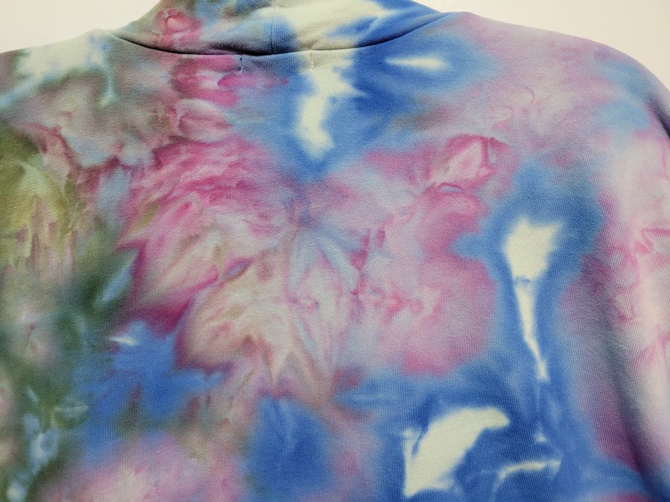 M Mock Neck French Terry, Hydrangea Garden