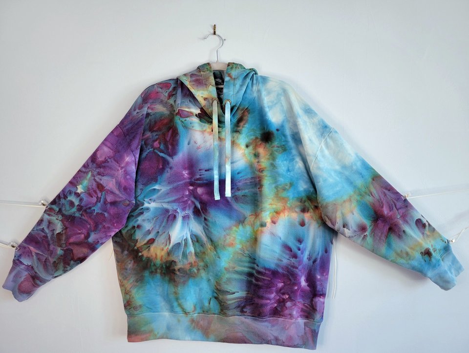 XL Viscose Hoodie, Strawberry Skies
