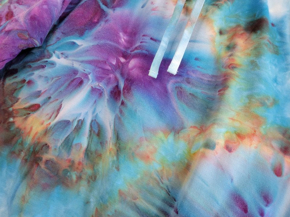 XL Viscose Hoodie, Strawberry Skies