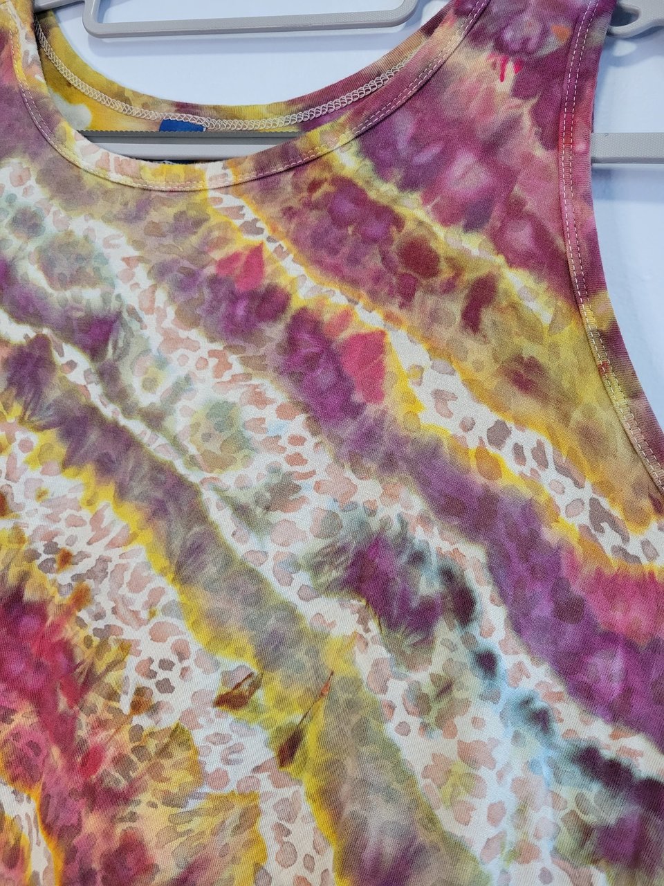 2X Luxe Tank, Painted Leopard