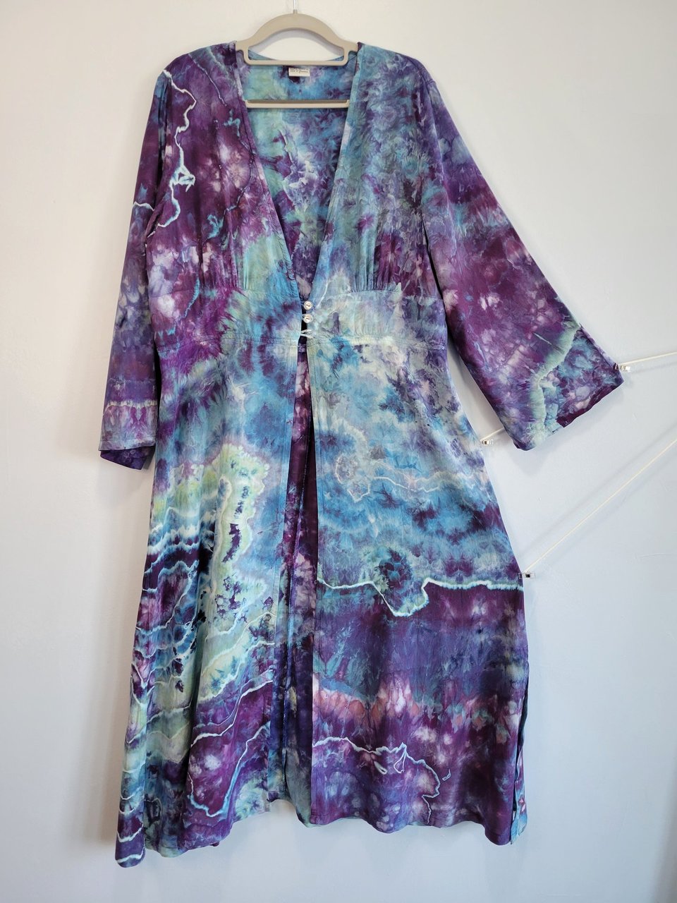 L Kimono Duster, Cosmic Mystery
