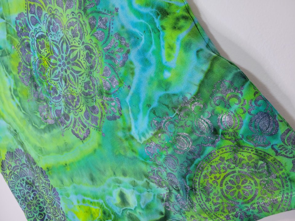 3X V-neck T-Shirt, Malachite Mandala