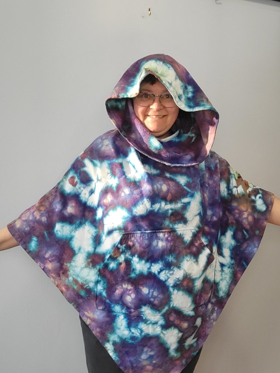 One Size Hoodie Poncho, Strawberry Clouds
