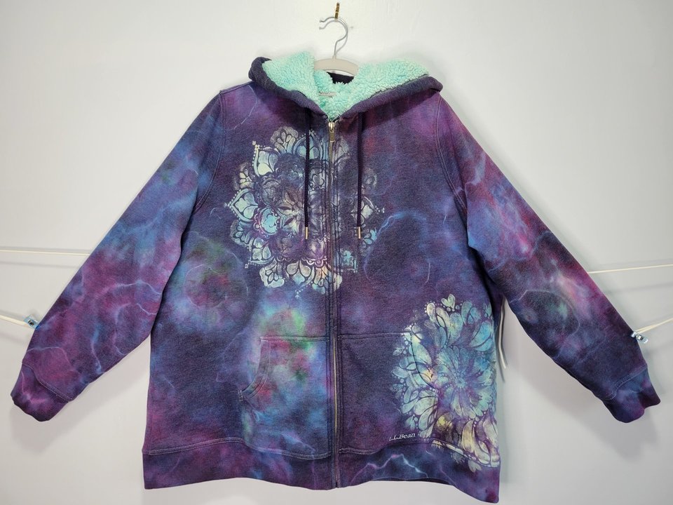 2XL Hoodie, Zip-Up Sherpa Lined, LL Bean, Purple Mandala