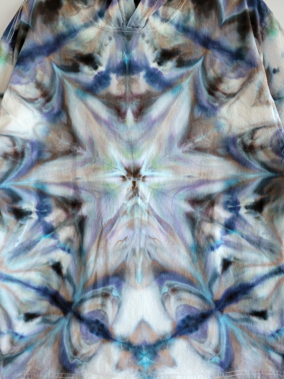 L Hooded T-shirt, Mystical Storm