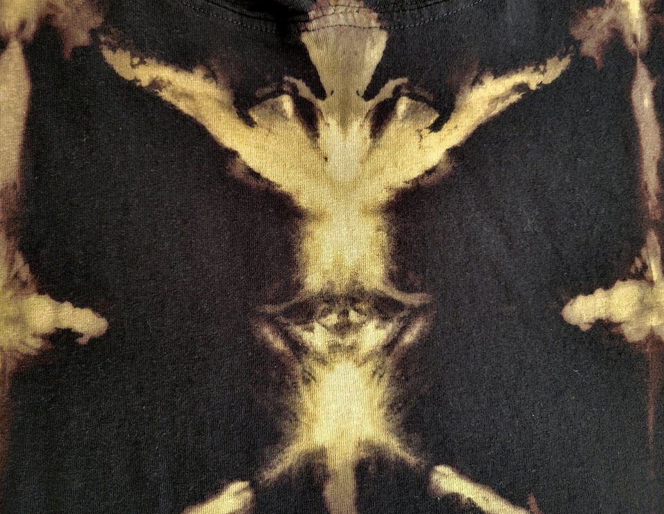 M Hooded T-shirt, Reversed Shibori