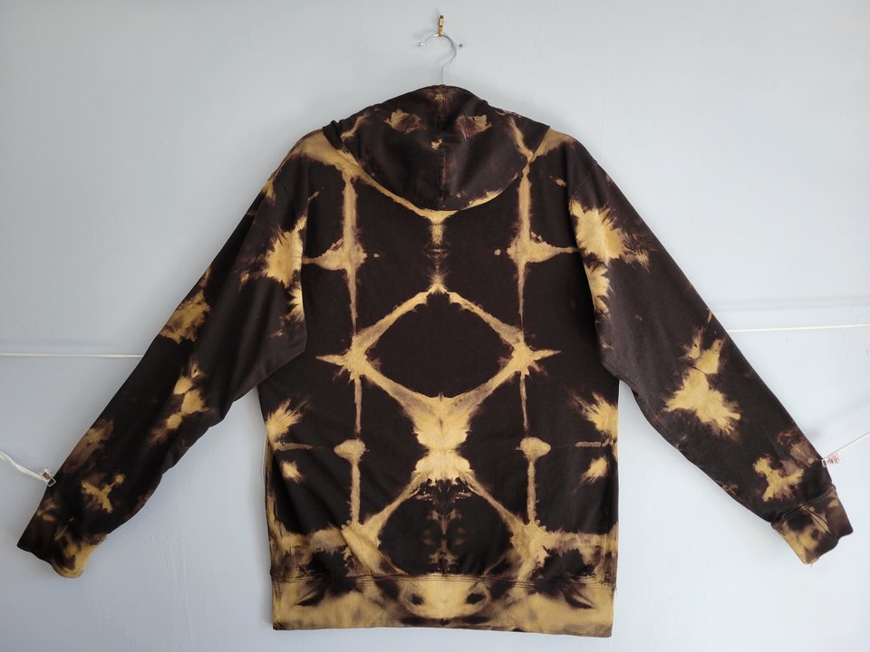 M Hooded T-shirt, Reversed Shibori