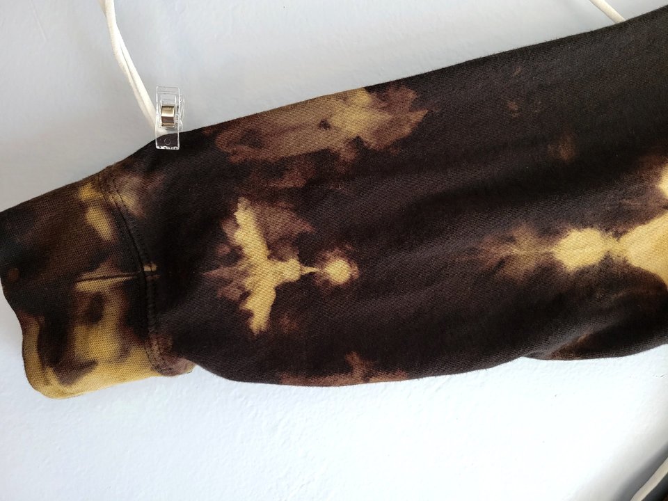 M Hooded T-shirt, Reversed Shibori
