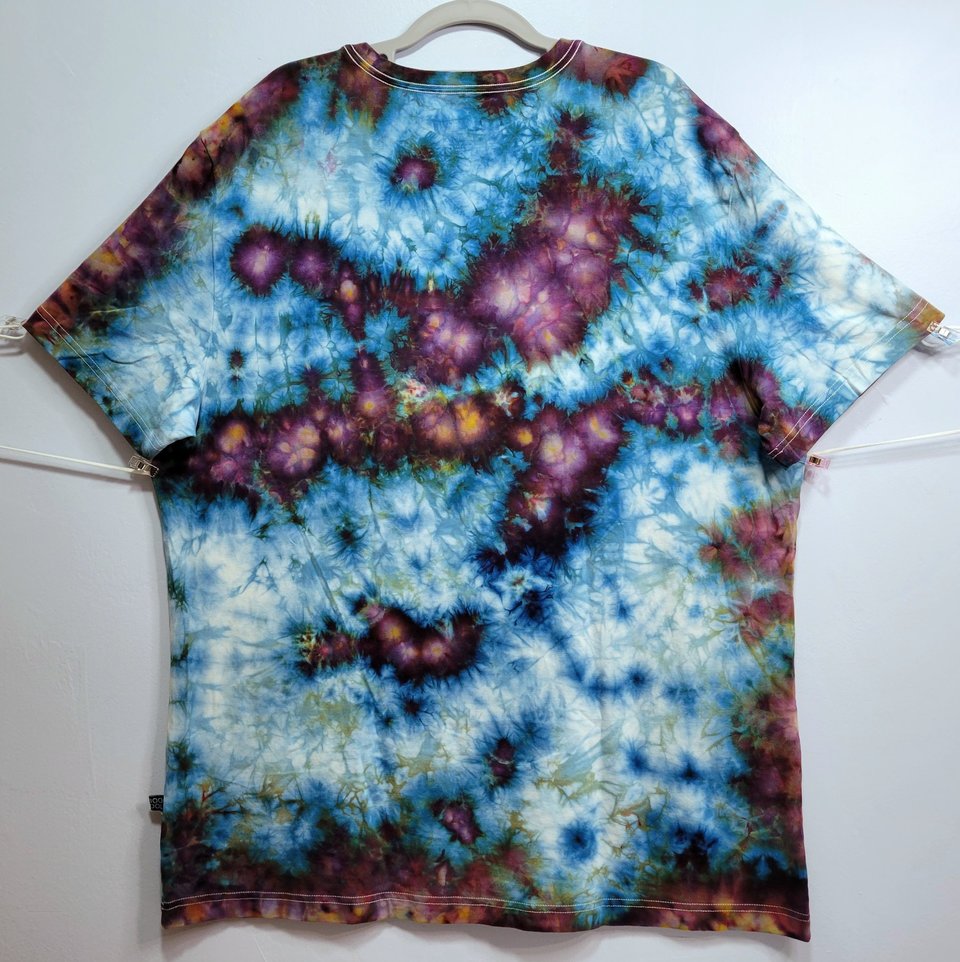 XXL Tall Bamboo V-neck, Strawberry Skies Mitosis