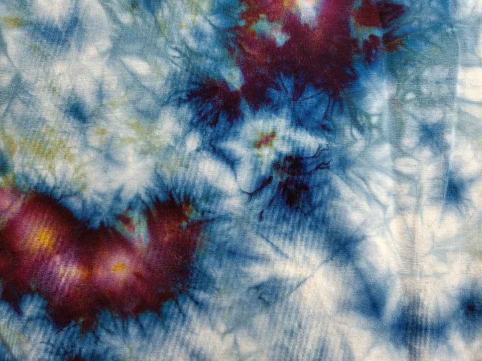 XXL Tall Bamboo V-neck, Strawberry Skies Mitosis