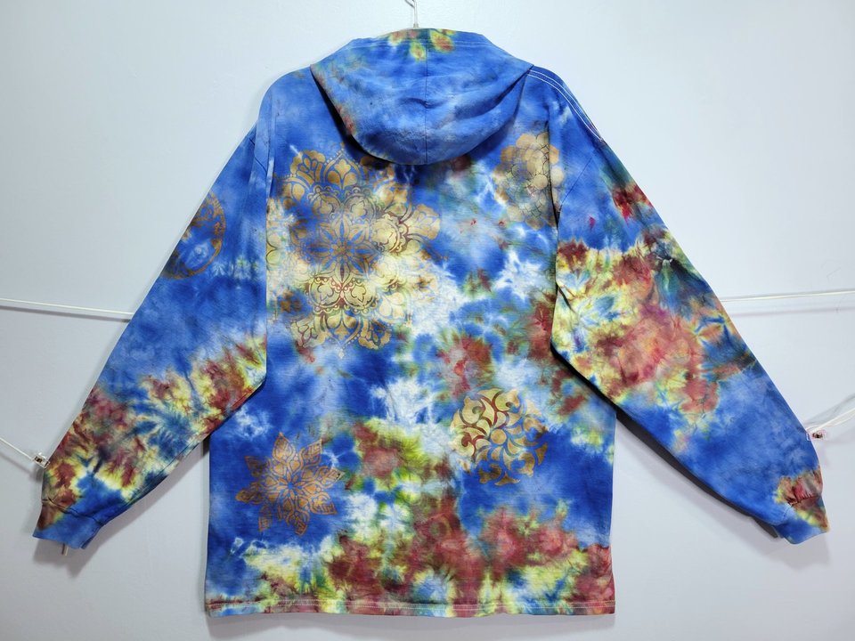 XL Hooded T-shirt, Mandala Sky