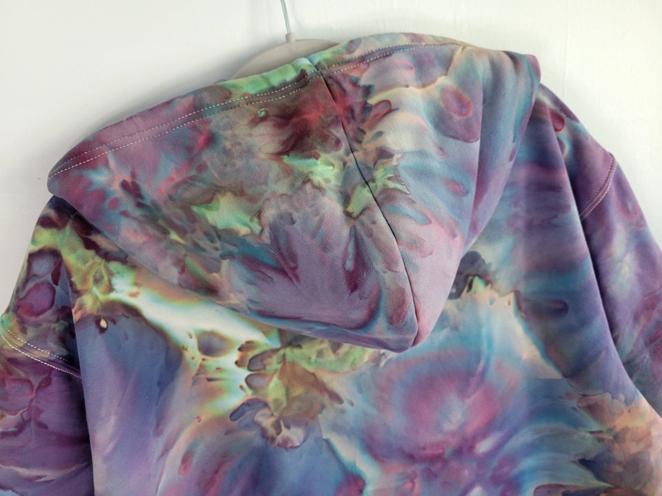 L Oversized Zip-up Hoodie, Strawberry Skies