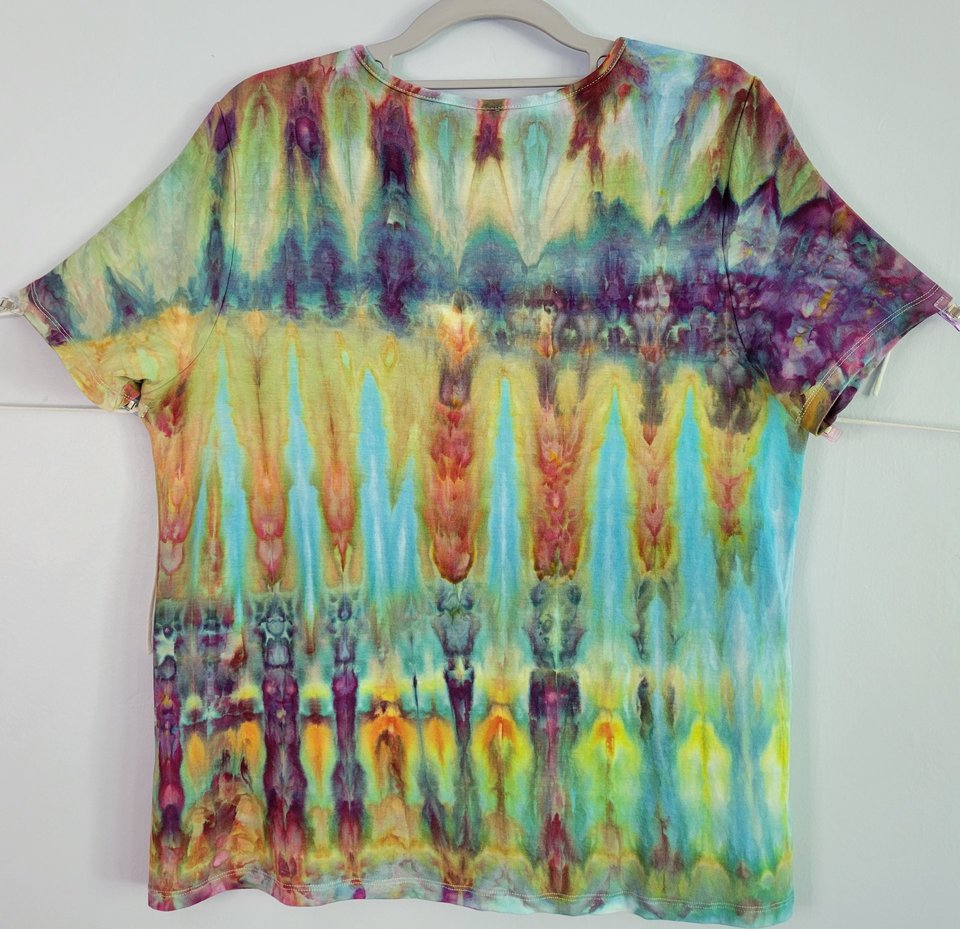 S/M Rayon V-Neck, Watercolor Falls