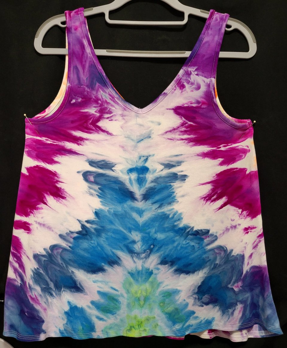 M Luxe Tank, Rainbow Twist