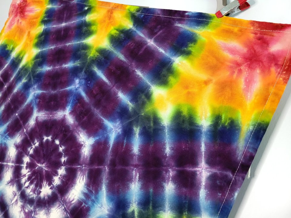 Kitchen Towel, Rainbow Radio Wave