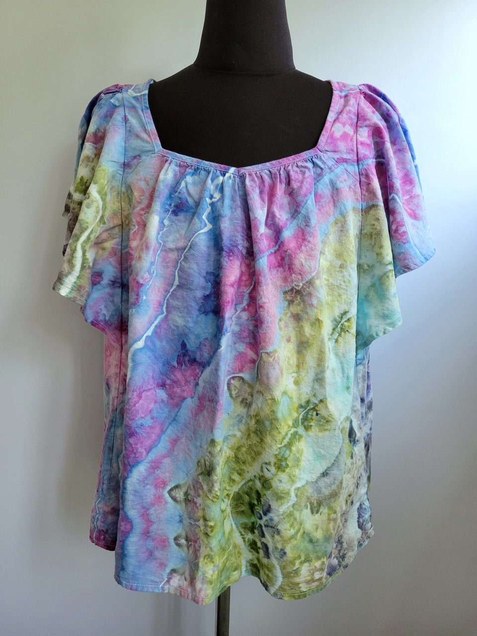 XXL Tall Linen Flutter Sleeve Top, Garden Geode